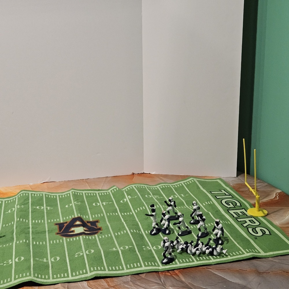 Auburn Tigers Football Guys Playset 26 Players Complete Set Kaskey Kids - Picture 7 of 16